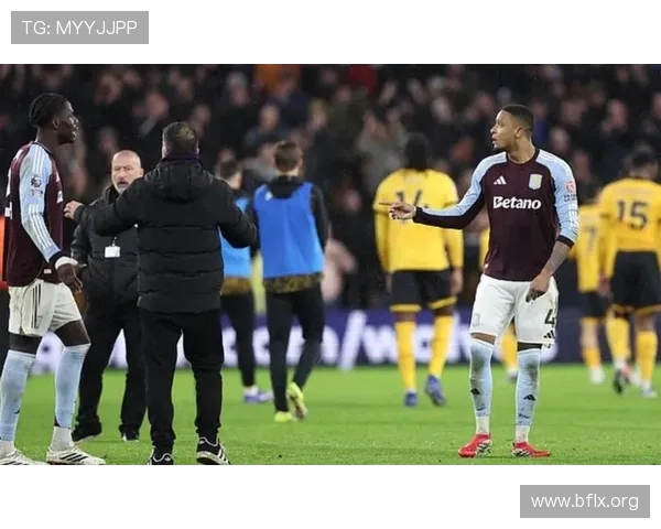 维拉总监谈孔萨险与球迷冲突时冷静应对 维拉总监谈孔萨险与球迷冲突时冷静应对